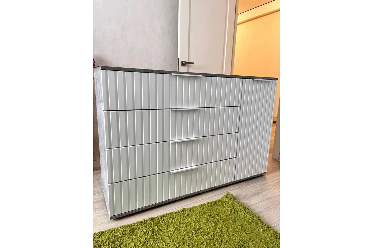 Комод комбинированный Хилтон 402.012.000 (Ателье светлый/Белый матовый) — Мебель-центр Озерцо