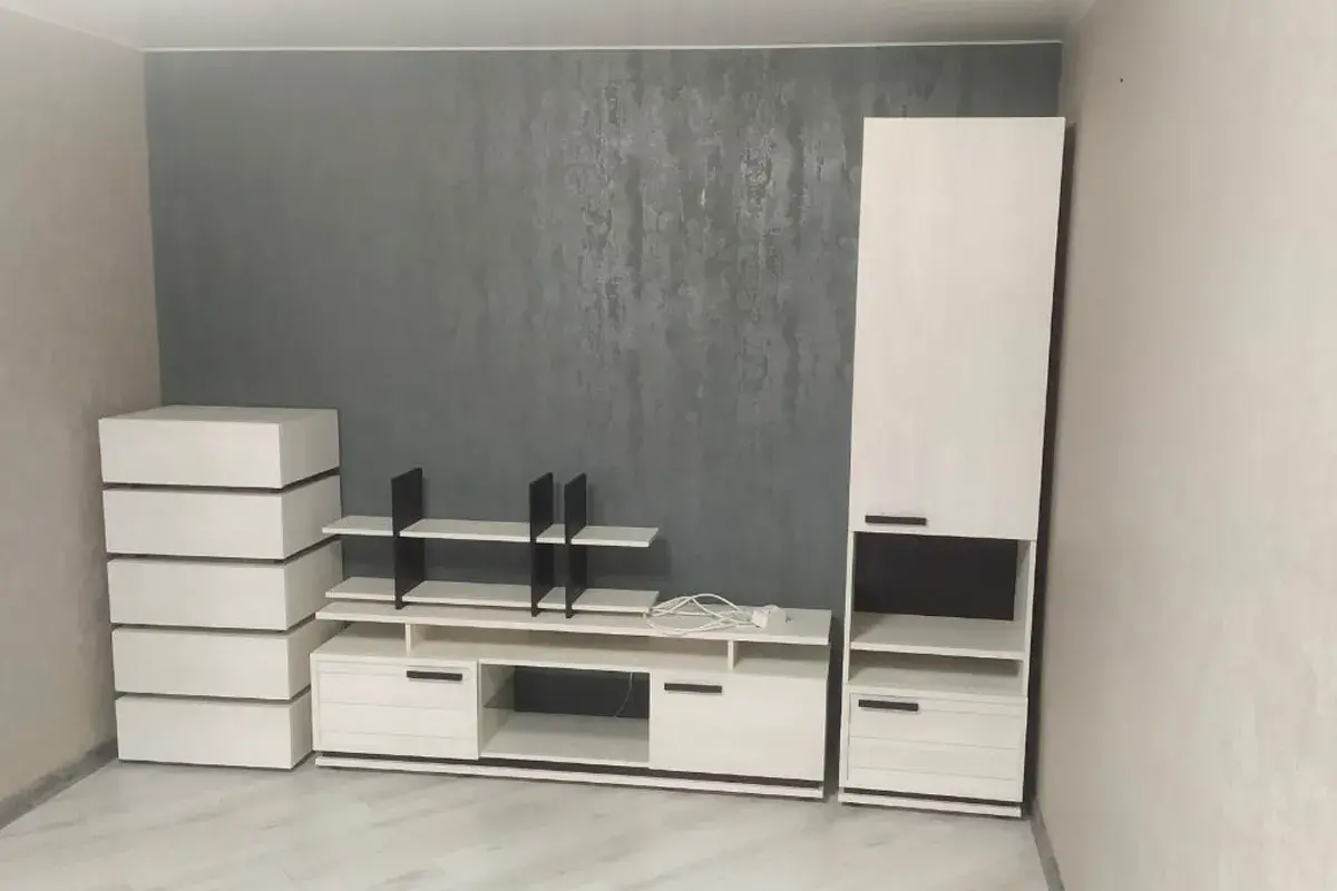 Шкаф МЦН 1 Oslo (Бетон Пайн светлый/Черный) в мебель-центре Озерцо