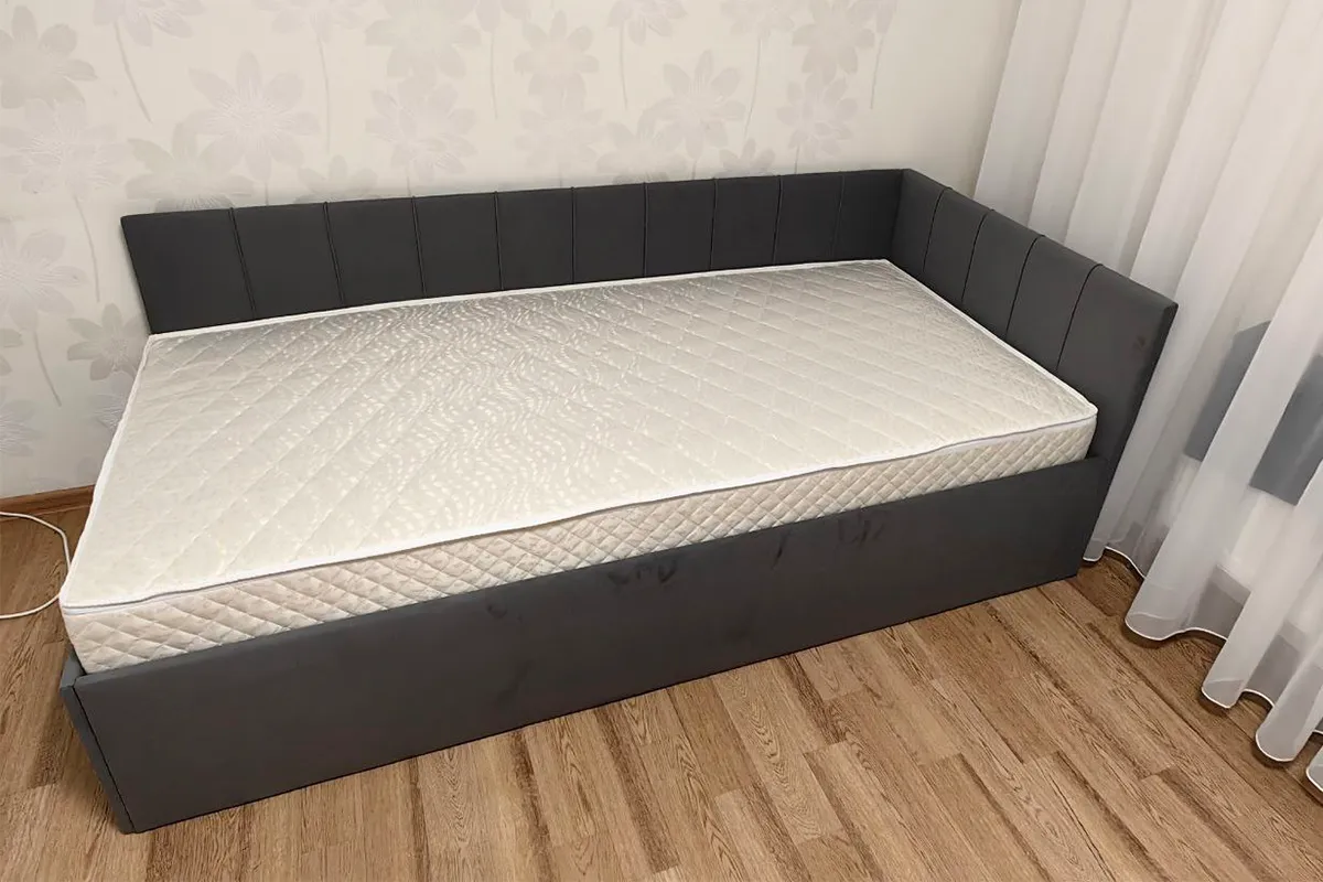 Кровать Мика с ПМ 90х200 универсальная (Newtone ANTRACITE) - купить в Озерце