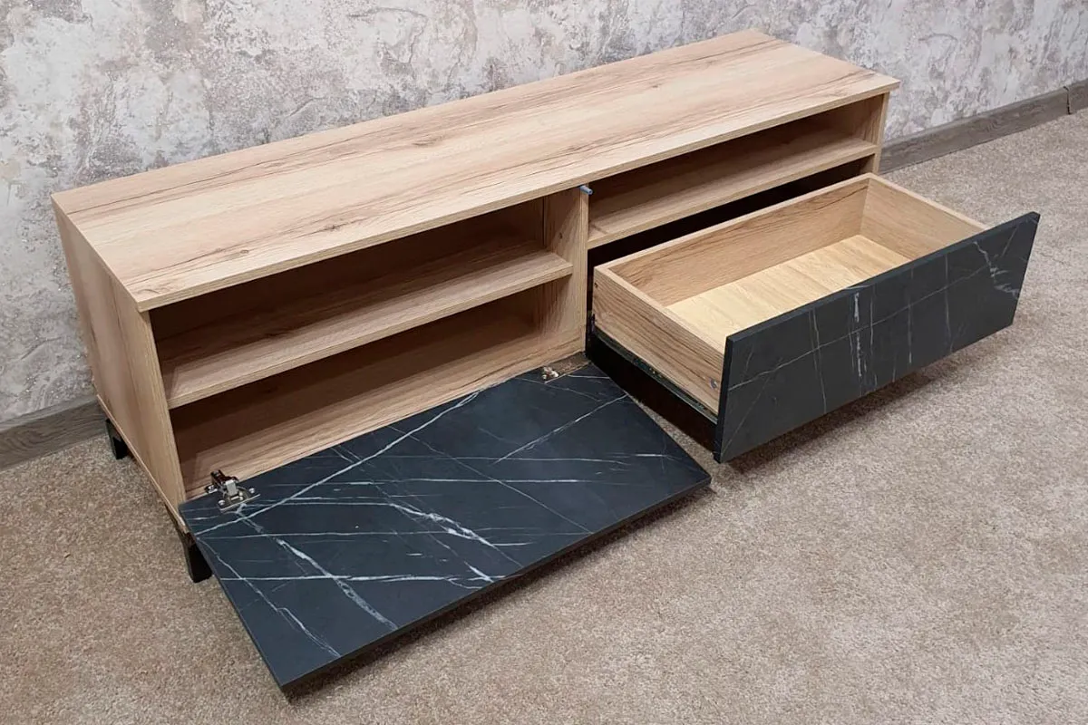 Тумба для ТВ Луксор-2 (Дуб Делано светлый/Камень Пьетра черный) — Мебель-центр Озерцо