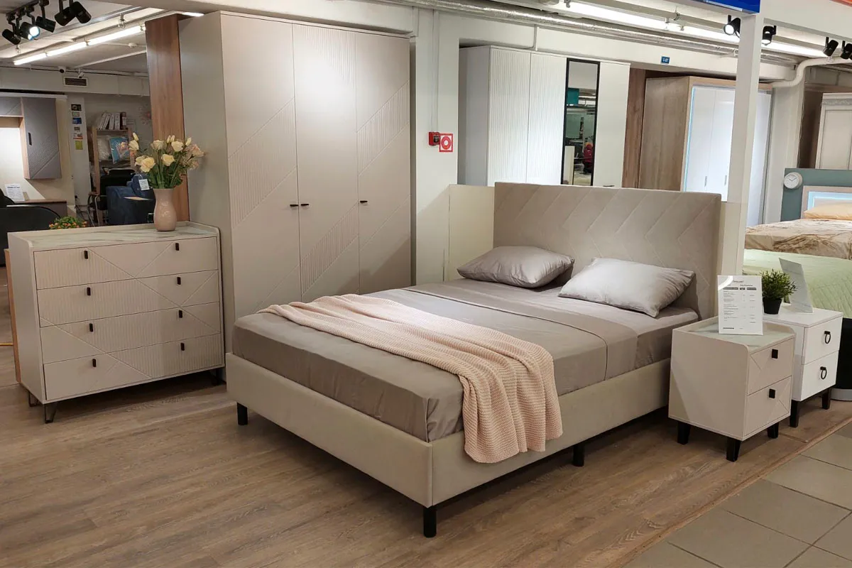 Комод Кашемир 4 ящ. (Кашемир/Сантьяго/Стекло матовое с фотопечатью) — Мебель-центр Озерцо