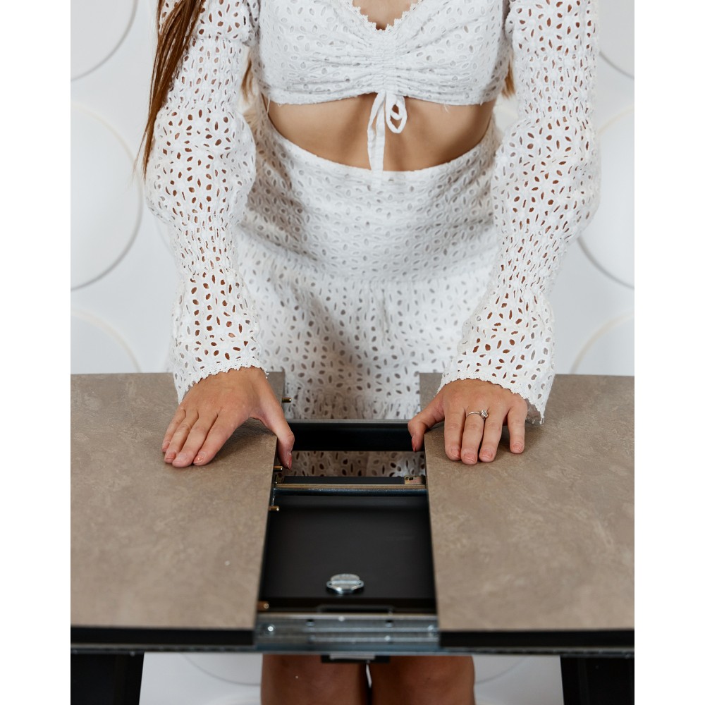 Стол МИЛАН-4 HPL 80х80/110 камень беж/муар.чер - купить в Озерце