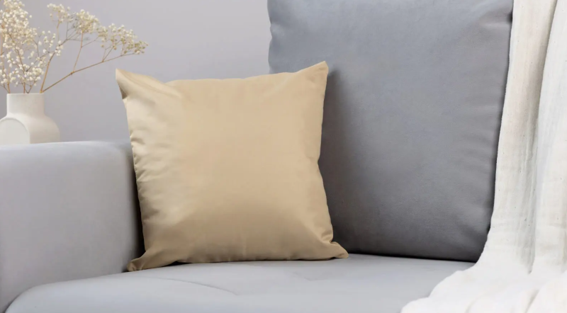 Подушка декоративная Glossy 40x40, цвет Бежевый в мебель-центре Озерцо