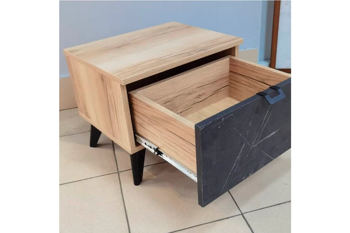 Тумба прикроватная Омега (Дуб делано светлый/камень Пьера черный) ЦРК.ОМГ.04 — Мебель-центр Озерцо